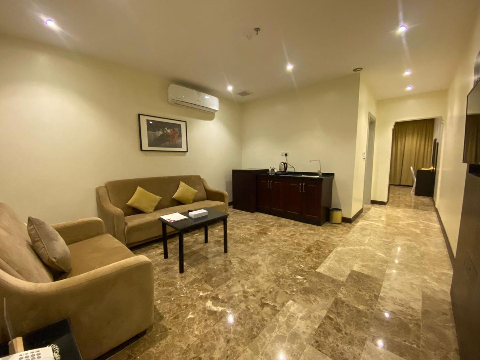Rollins Hotel Buraidah Exterior foto